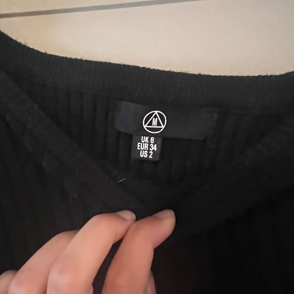 Ribbed off the shoulder top - Picture 2 of 2